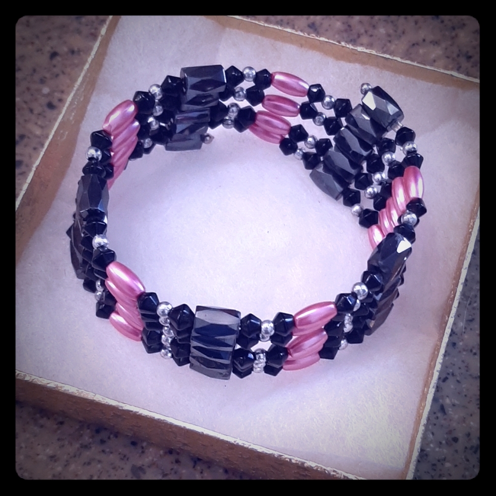 📍4 for $10 Beaded Convertable Bracelet / Necklace